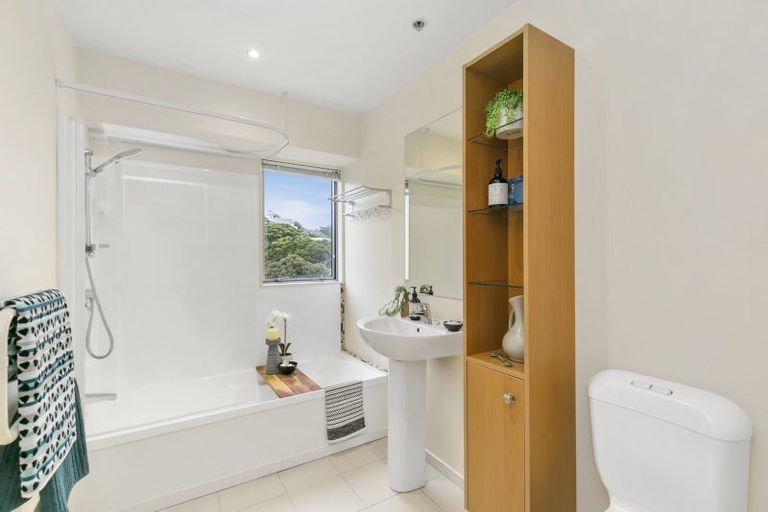Photo of property in Coromandel Heights, 4/111 Coromandel Street, Newtown, Wellington, 6021