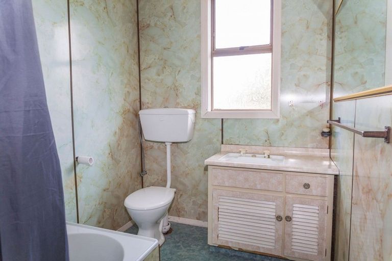 Photo of property in 6 Stanley Street, Dannevirke, 4930