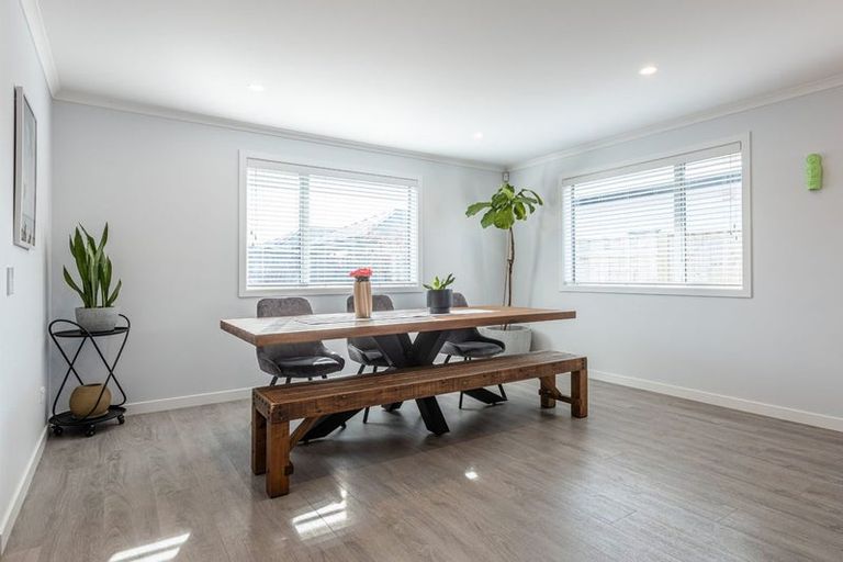 Photo of property in 30 Freedom Drive, Kelvin Grove, Palmerston North, 4414