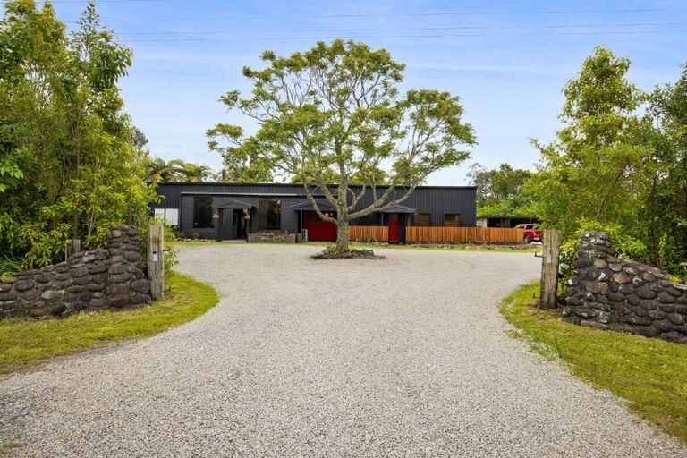 Photo of property in 1082 Junction Road, Egmont Village, Inglewood, 4386