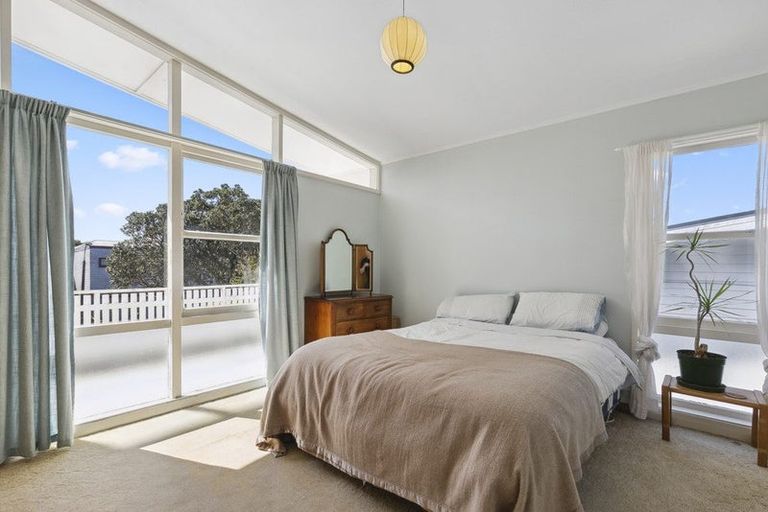 Photo of property in 2 Ontario Street, Kingston, Wellington, 6021