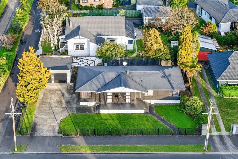 Photo of property in 56 Braid Road, St Andrews, Hamilton, 3200