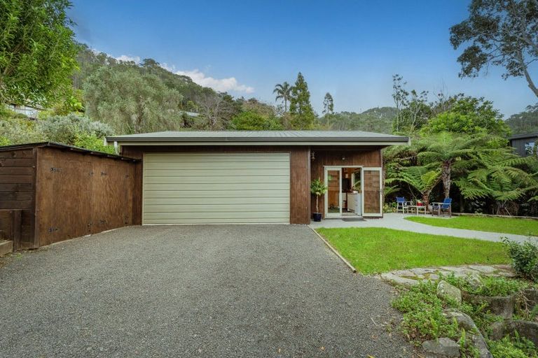 Photo of property in 39 Grange Road, Hahei, Whitianga, 3591