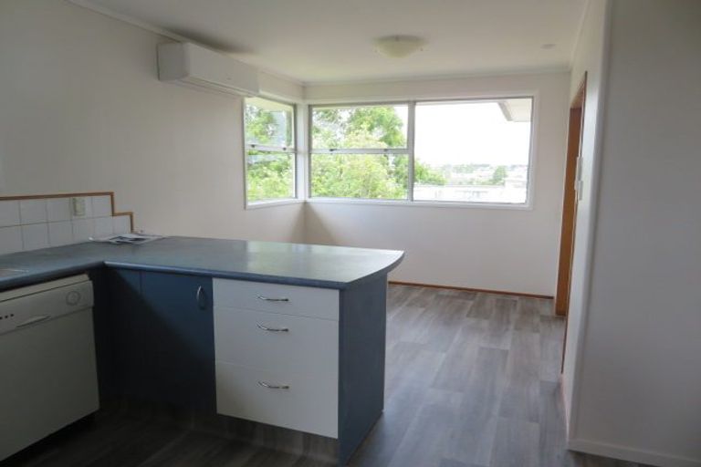 Photo of property in 4171a Great North Road, Glen Eden, Auckland, 0602