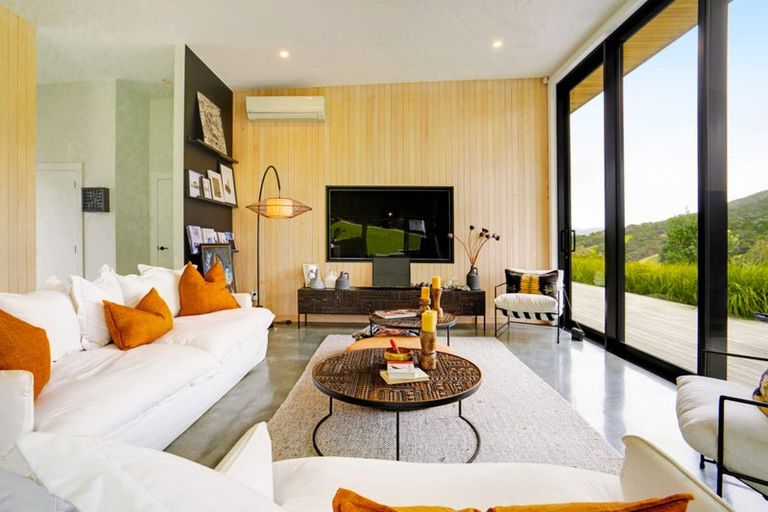 Photo of property in 120 Robert Hastie Drive, Mangawhai, 0573