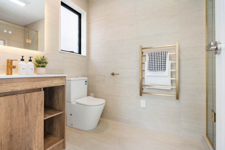 Photo of property in 49 Whiteywood Street, Westgate, 0814