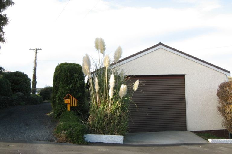 Photo of property in 62 Knights Road, Rothesay Bay, Auckland, 0630