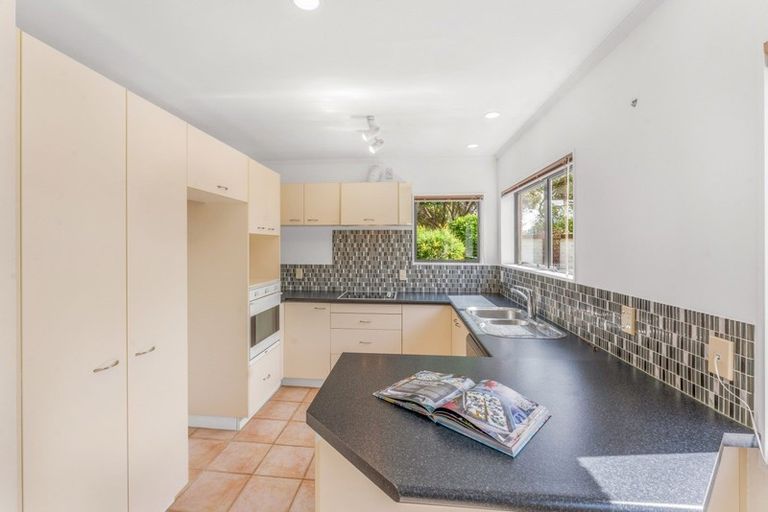 Photo of property in 77 Cook Street, Howick, Auckland, 2014