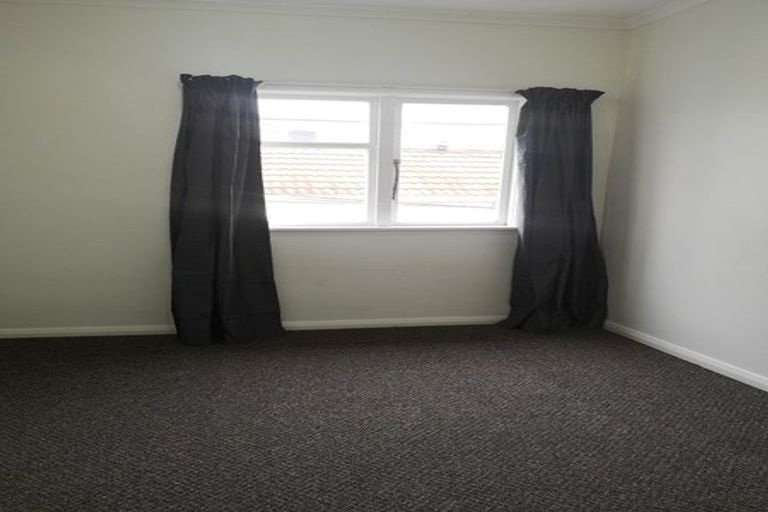 Photo of property in 132 Brougham Street, Mount Victoria, Wellington, 6011