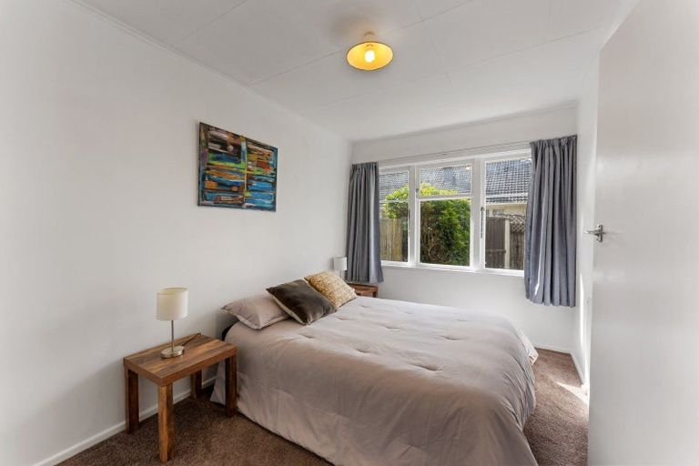 Photo of property in 1/3 Lane Street, Wallaceville, Upper Hutt, 5018