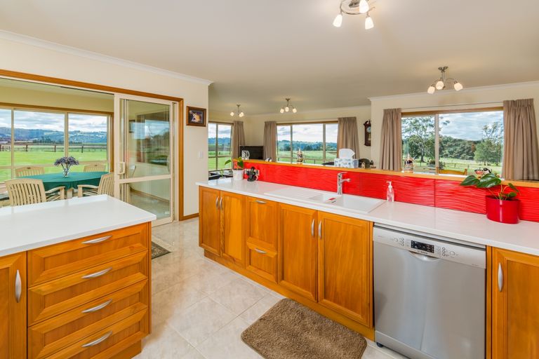 Photo of property in 415 Te Ahu Ahu Road, Waimate North, Kaikohe, 0472