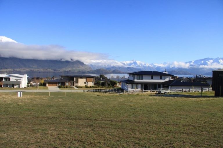 Photo of property in 16 Platinum Ridge, Wanaka, 9305