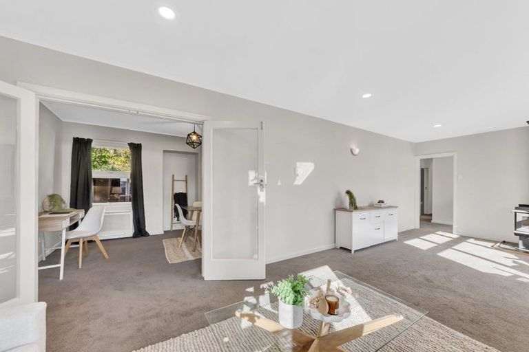 Photo of property in 31 Fifield Terrace, Waltham, Christchurch, 8023