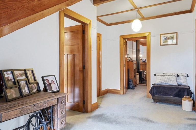 Photo of property in 936 Maungatua Road, Berwick, Outram, 9073