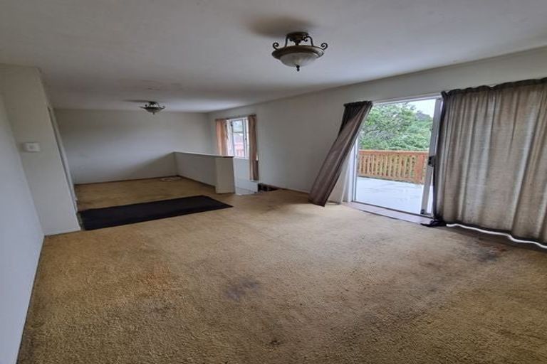 Photo of property in 30 Tomo Street, New Lynn, Auckland, 0600