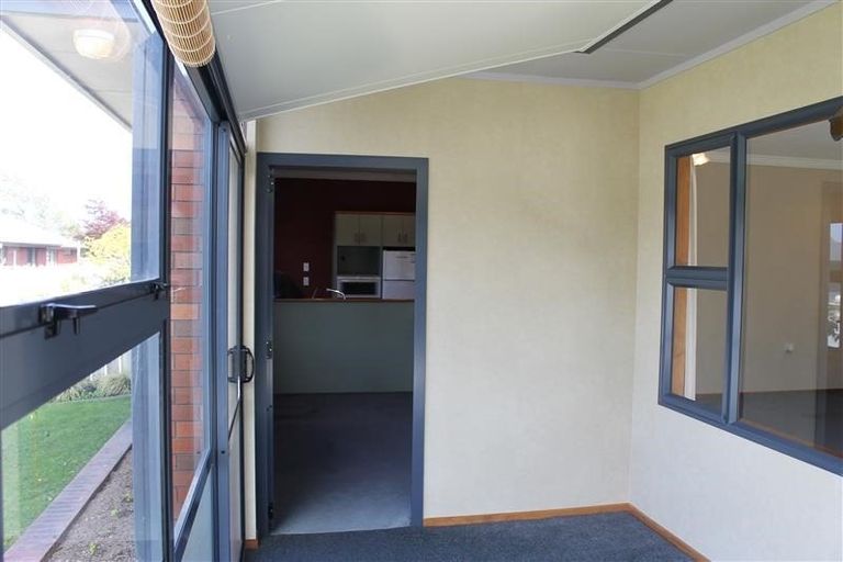 Photo of property in 41 Vogel Place, Waikiwi, Invercargill, 9810