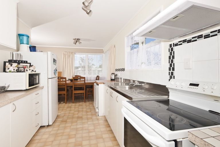 Photo of property in 38 Meadow Park Crescent, Tikipunga, Whangarei, 0112