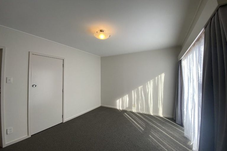 Photo of property in 56 Dowse Drive, Maungaraki, Lower Hutt, 5010
