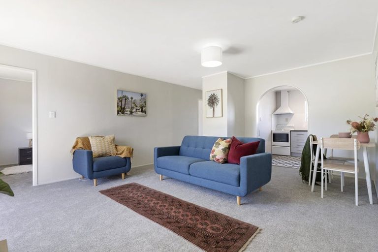 Photo of property in 3/16 Helms Place, Manurewa, Auckland, 2102