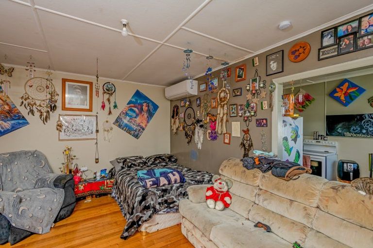 Photo of property in 26 Edward Street, Pahiatua, 4910