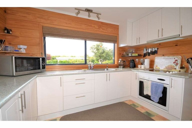 Photo of property in 12 Pa Road, Kerikeri, 0230