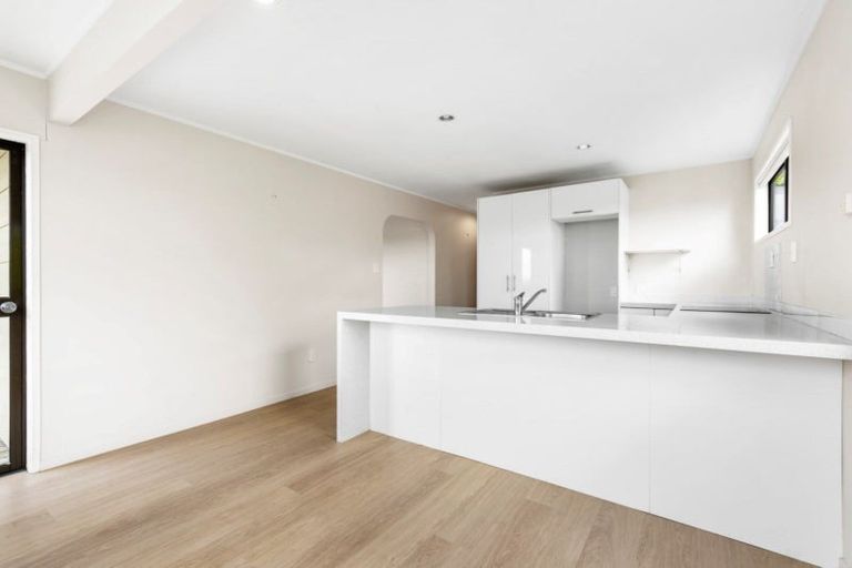 Photo of property in 36 Pohutukawa Drive, Pukete, Hamilton, 3200