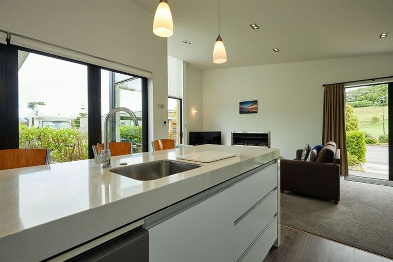 Photo of property in 9/1 Kersage Drive, Kaikoura Flat, Kaikoura, 7371