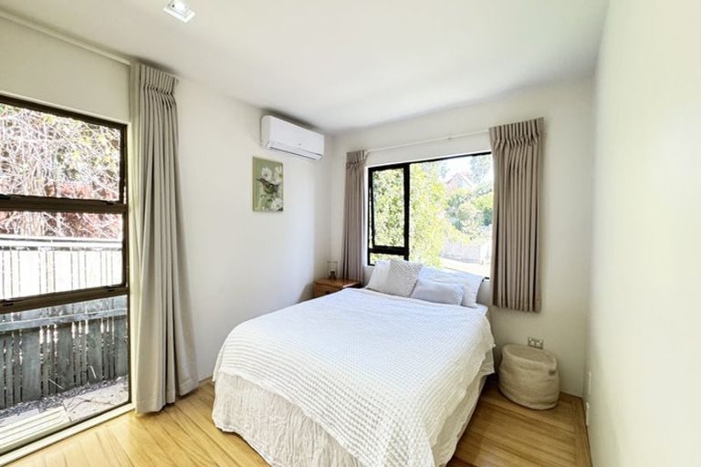 Photo of property in 26 Harper Street, Chatswood, Auckland, 0626
