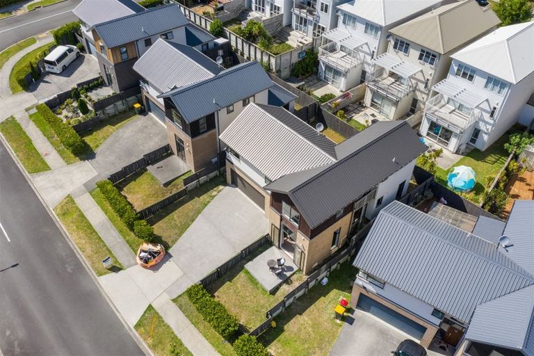 Photo of property in 6 Hirimate Place, Flat Bush, Auckland, 2019