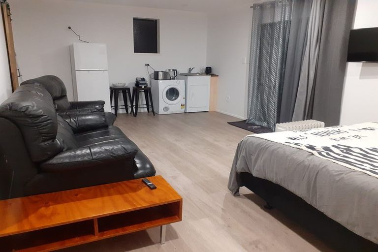 Photo of property in 135 Ohauiti Road, Hairini, Tauranga, 3112