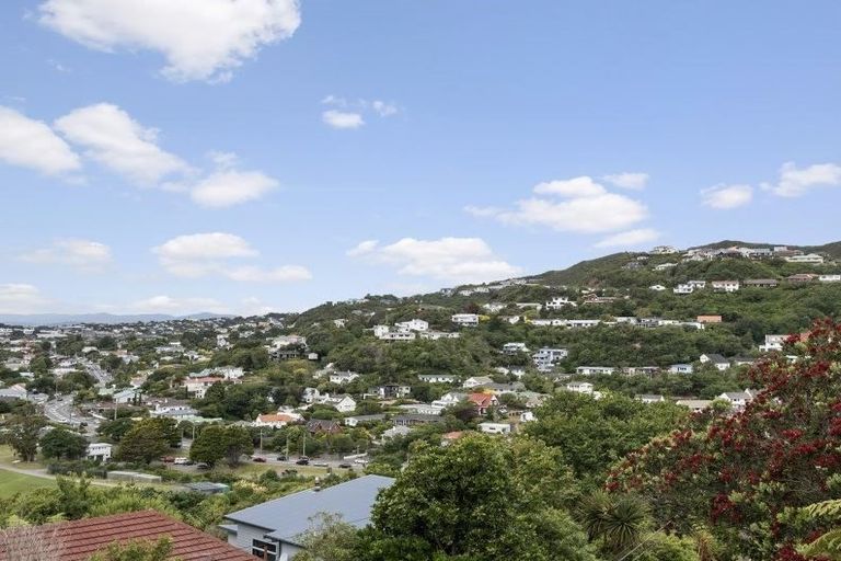 Photo of property in 14 Terawhiti Terrace, Karori, Wellington, 6012