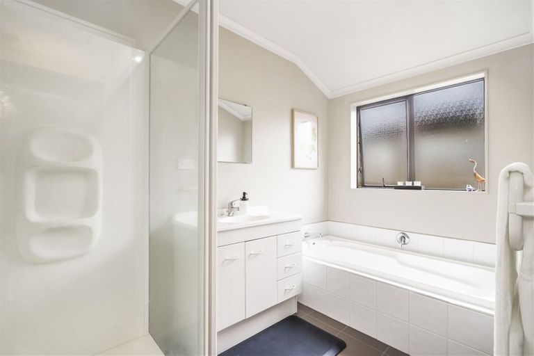 Photo of property in 5 Eclipse Rise, Flagstaff, Hamilton, 3210