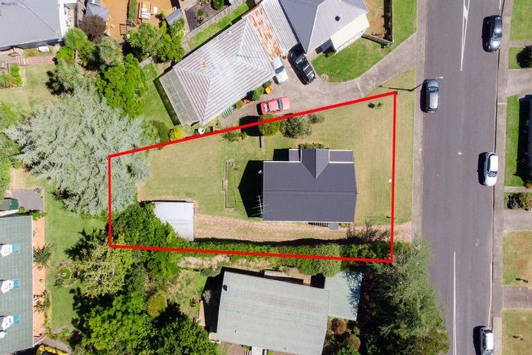 Photo of property in 71 Moore Street, Hillcrest, Auckland, 0627