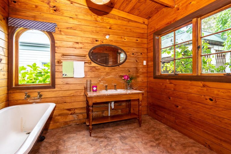 Photo of property in 118 Fox Street, Whataupoko, Gisborne, 4010