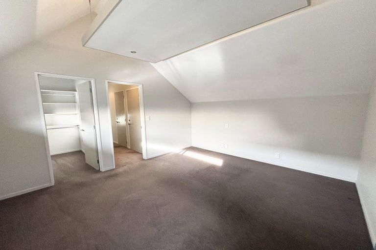 Photo of property in 30 Mayfair Street, Riccarton, Christchurch, 8011