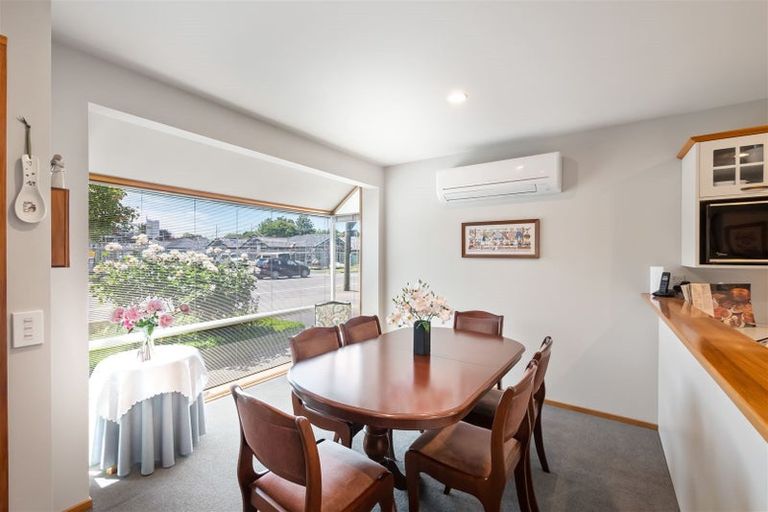 Photo of property in 1/35 Merrin Street, Avonhead, Christchurch, 8042