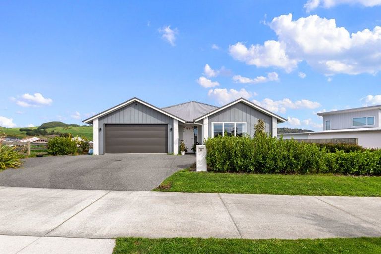 Photo of property in 21 Kohekohe Drive, Owhata, Rotorua, 3010