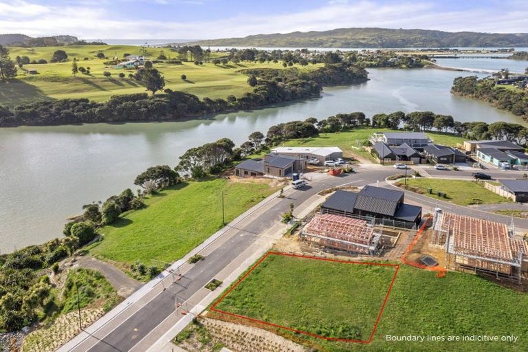 Photo of property in 41 Omahina Street, Raglan, 3225