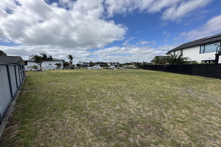Photo of property in 129 One Tree Point Road, One Tree Point, 0118
