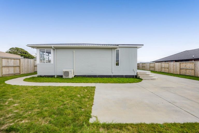 Photo of property in 5 Wills Road, Bell Block, New Plymouth, 4312