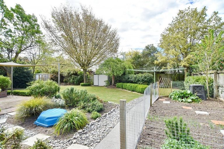 Photo of property in 12 Thornley Place, Woodend, 7610