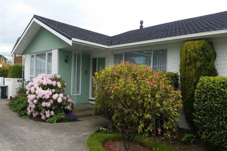 Photo of property in 8 Glenavon Place, Ilam, Christchurch, 8041