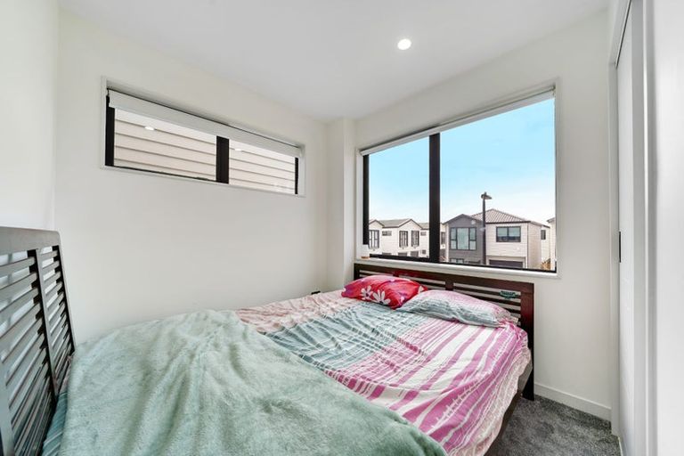 Photo of property in 15 Te Kaapia Road, Papakura, 2110