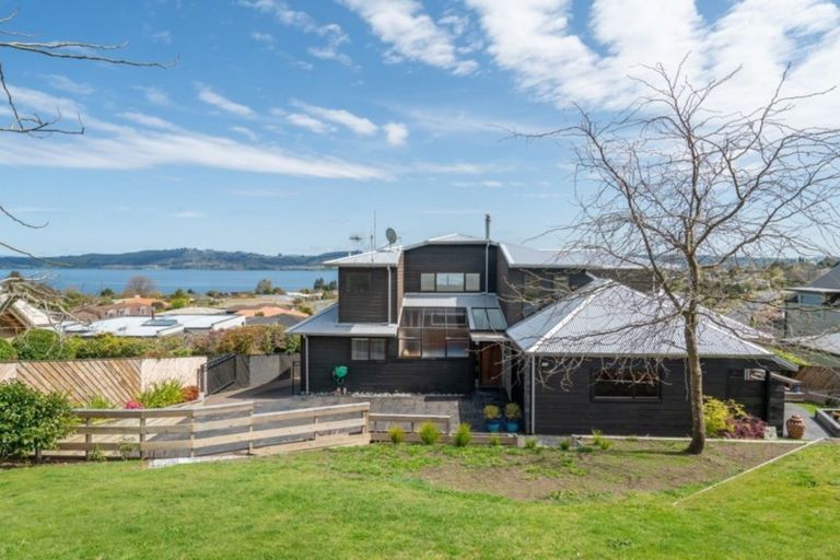 Photo of property in 61 Arrowsmith Avenue, Waipahihi, Taupo, 3330