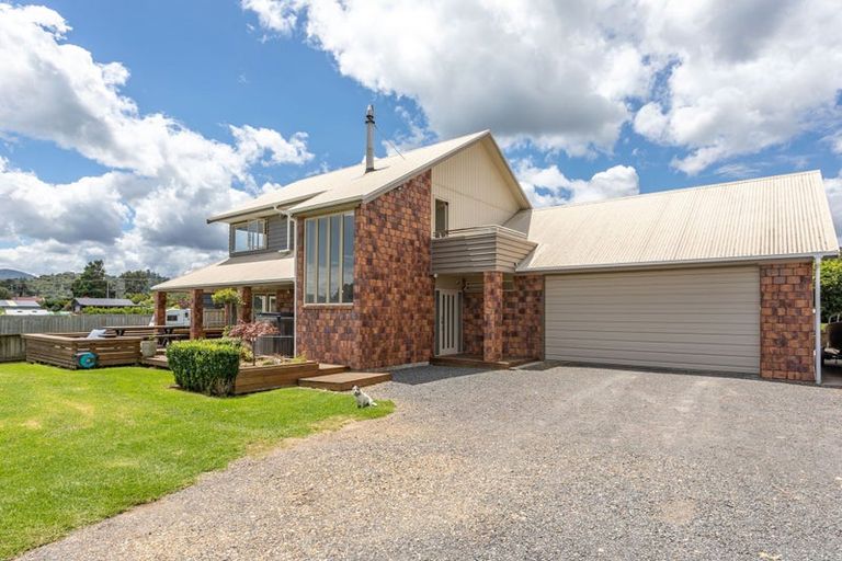 Photo of property in 13 Koromiko Drive, Coromandel, 3506