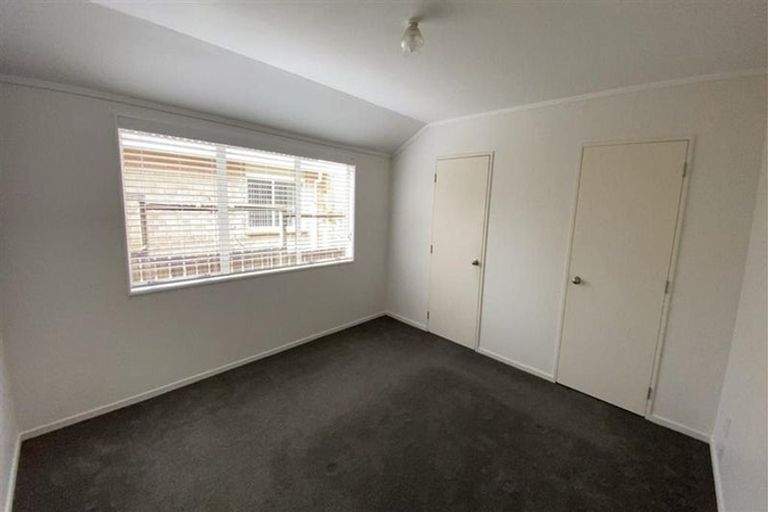 Photo of property in 19b Mcgowan Place, Orewa, 0931