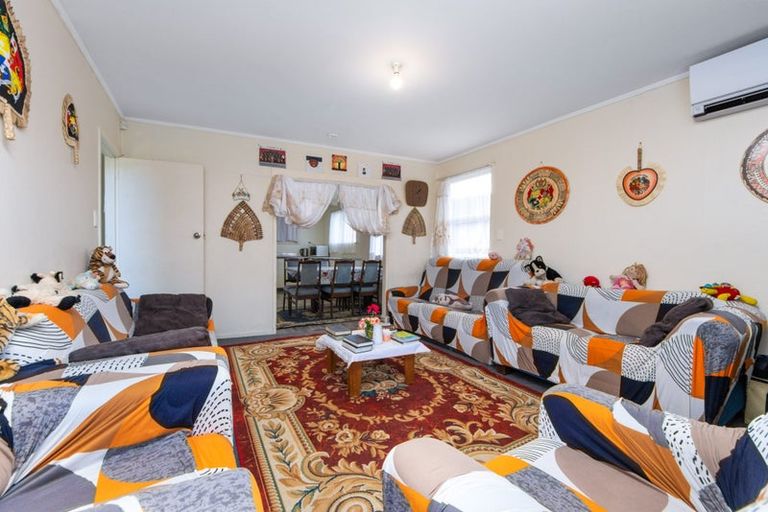 Photo of property in 27 President Avenue, Papakura, 2110