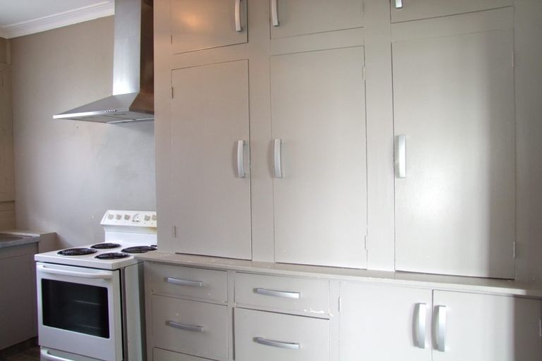 Photo of property in 9 Ossian Street, Milton, 9220