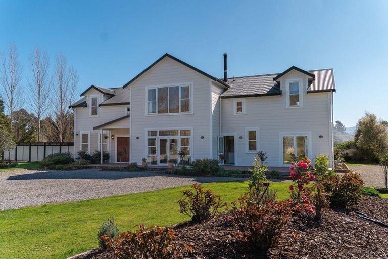 Photo of property in 726 Te Whiti Road, Te Whiti, Masterton, 5884