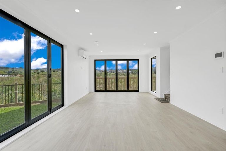 Photo of property in 1 Waikaha Street, Pokeno, 2472